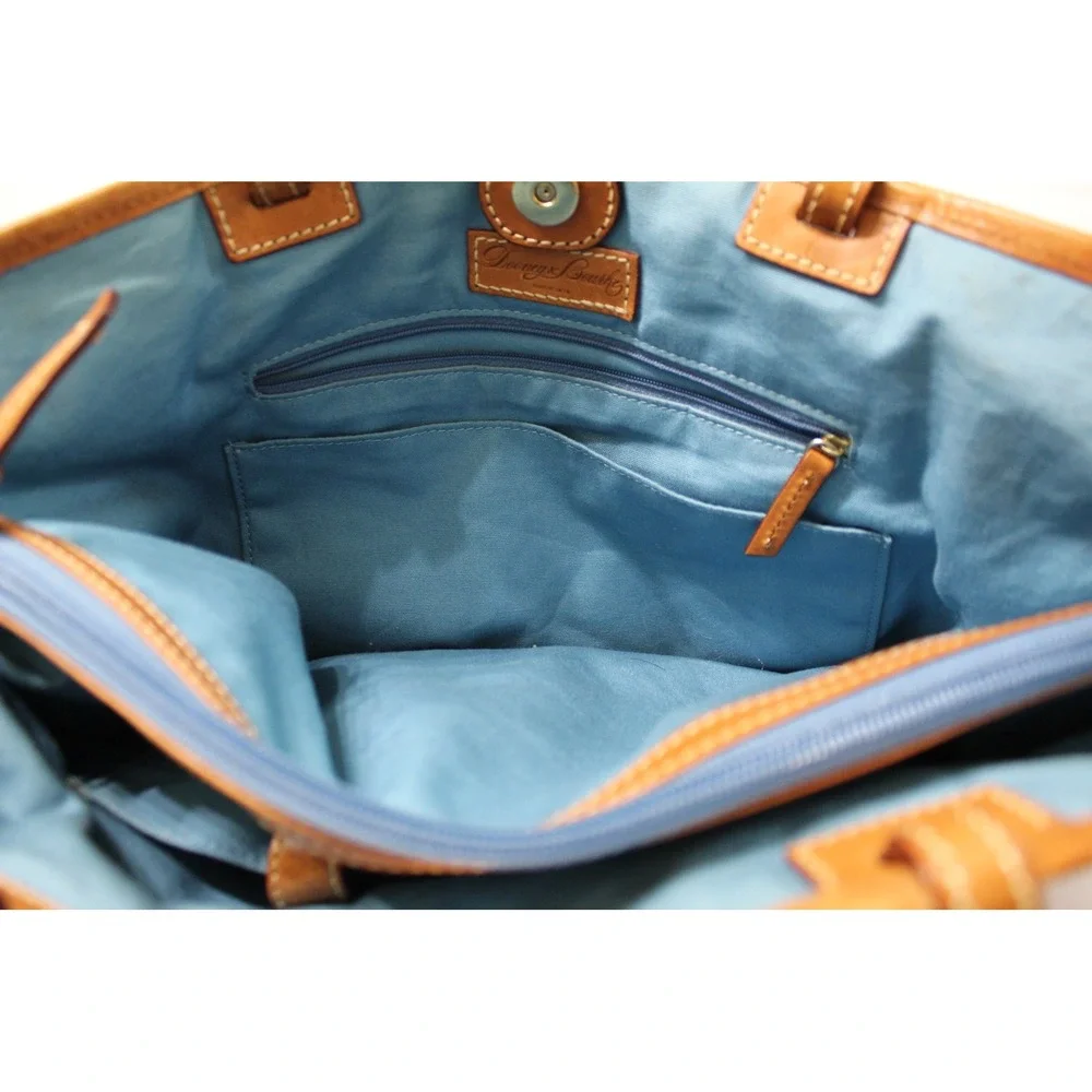 Dooney & Bourke crafted ensure bag